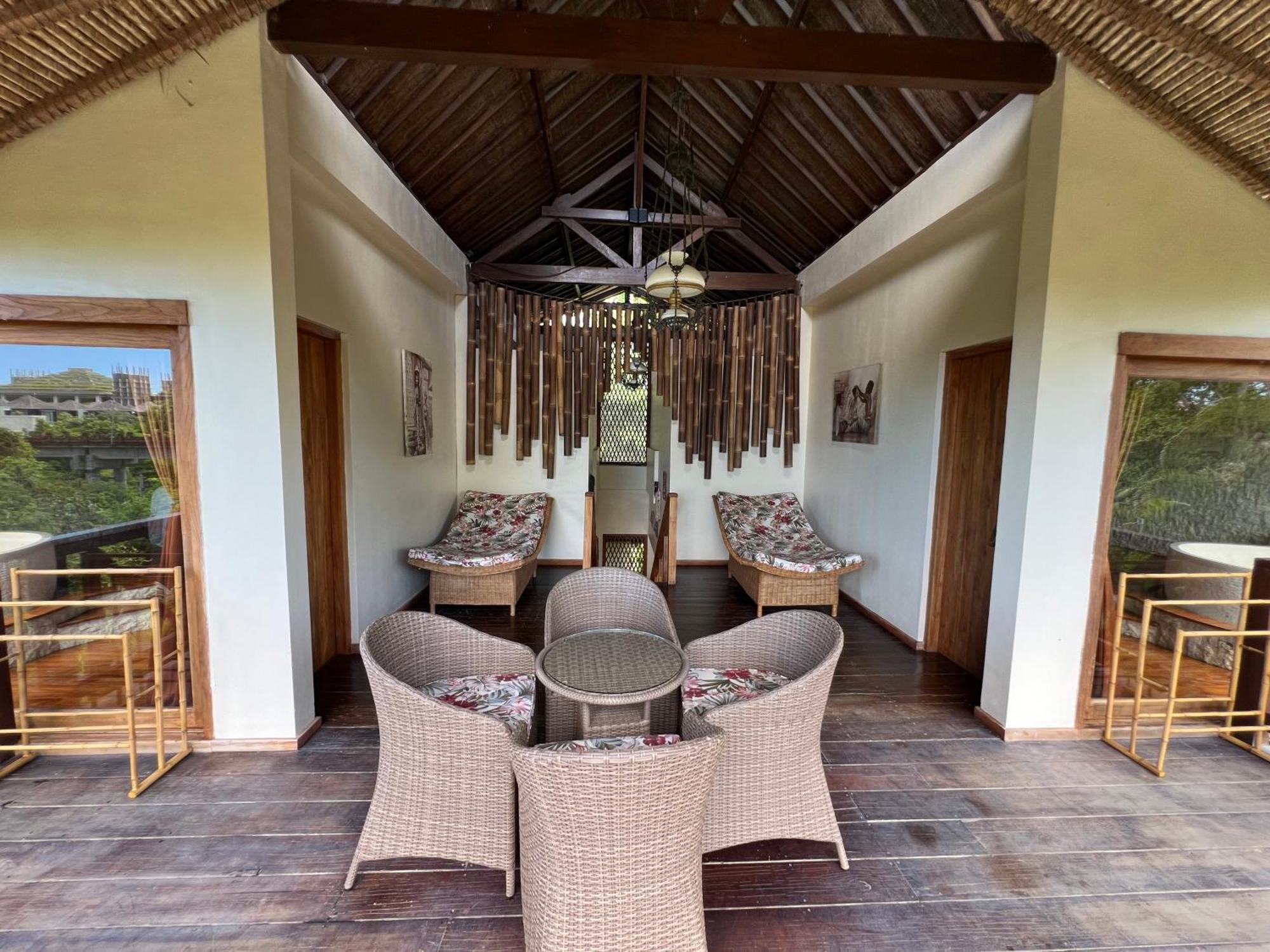 Breezy Point Villas Nusa Dua  Exterior foto